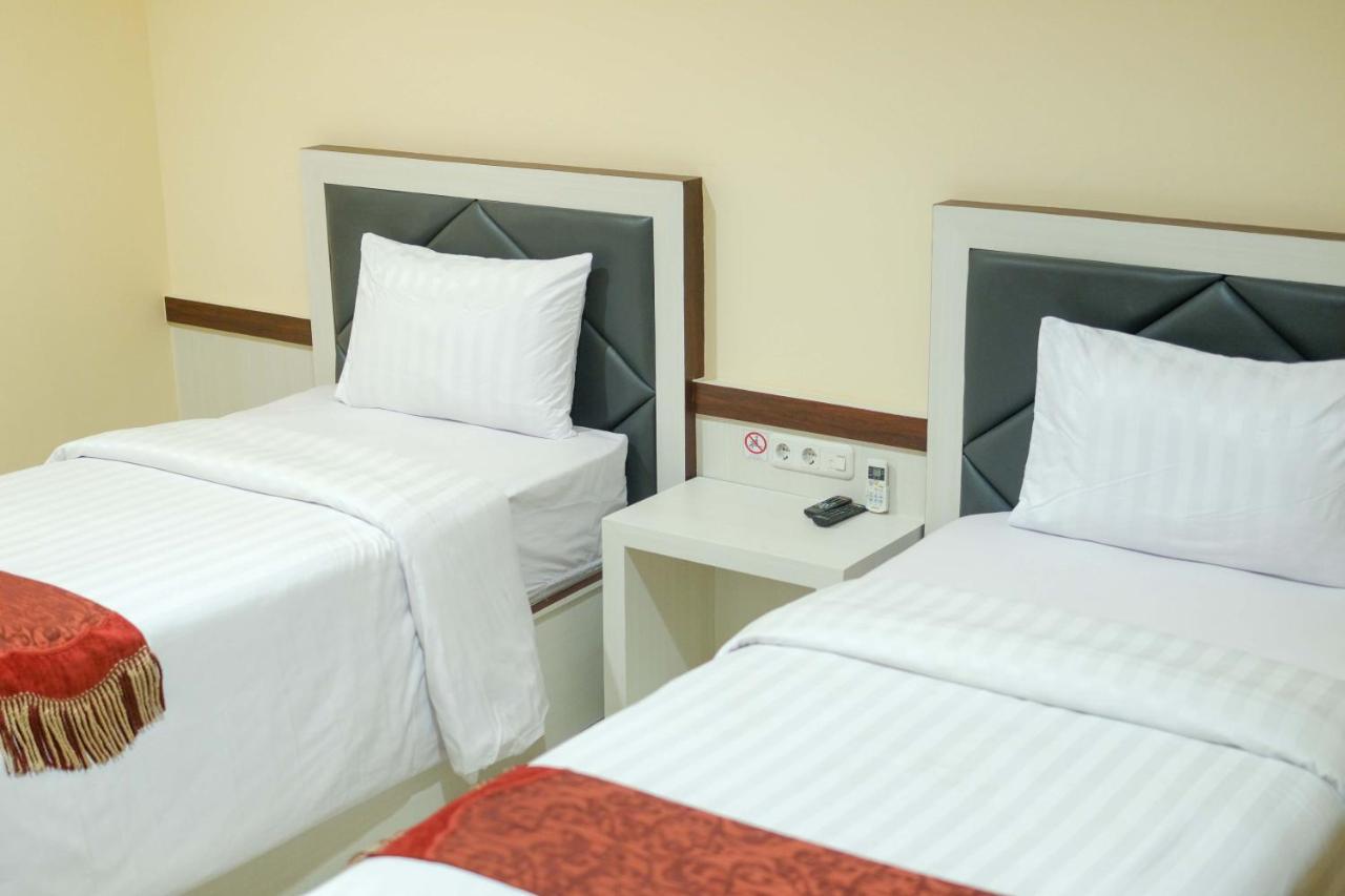Grand Buana Lestari Hotel Padang (Sumatra) Exterior foto